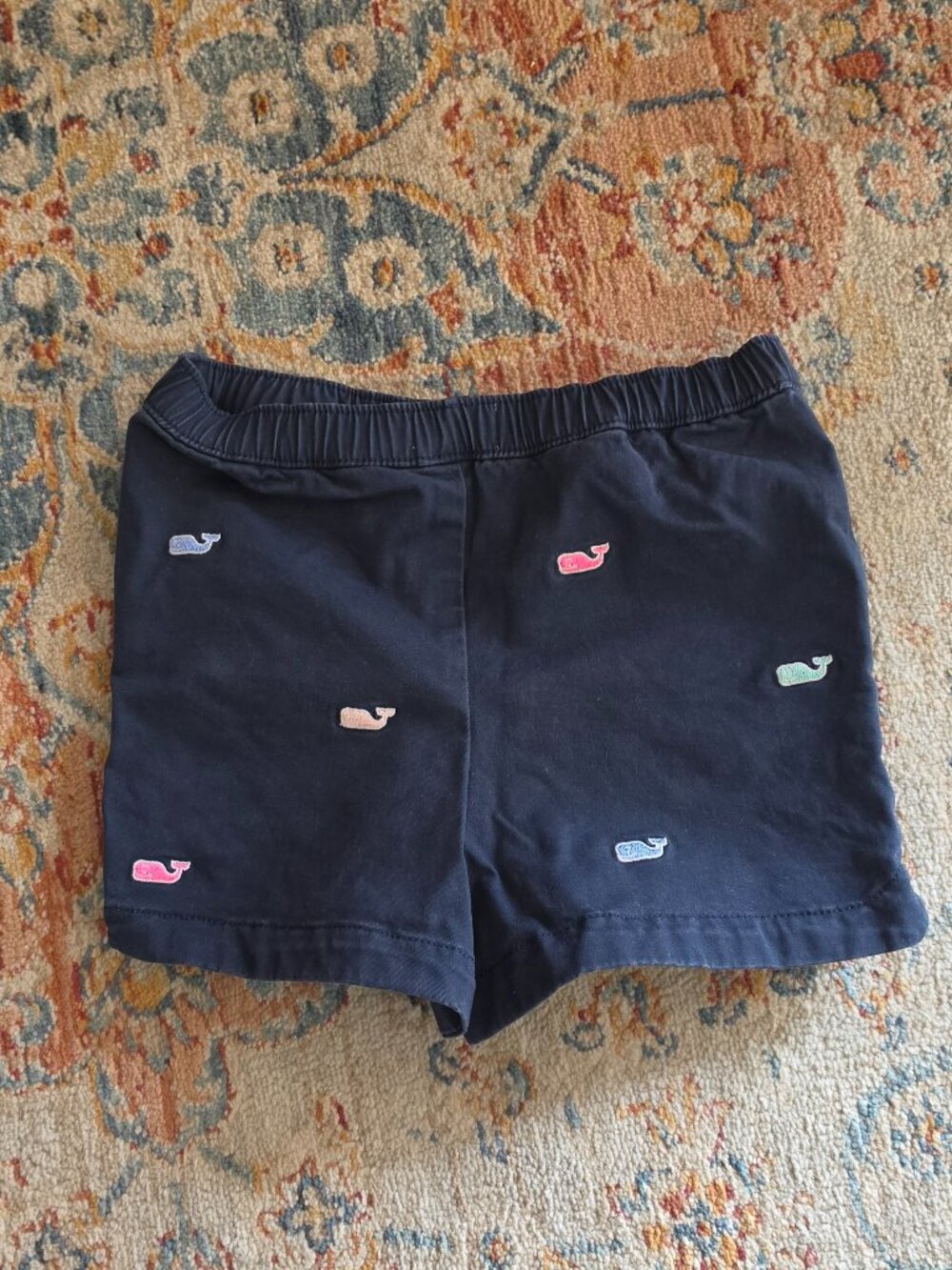 Vineyard vines short